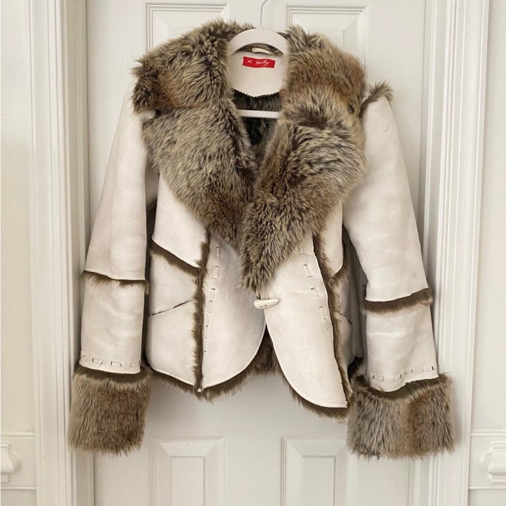 Trendy Fur Coat 🖤